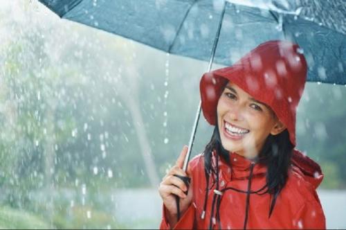 Ide Bisnis Musim Hujan yang Cuan Besar Modal Kecil