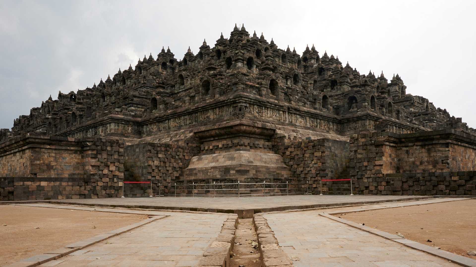 Wisata Sejarah Yang Menarik Dikunjungi